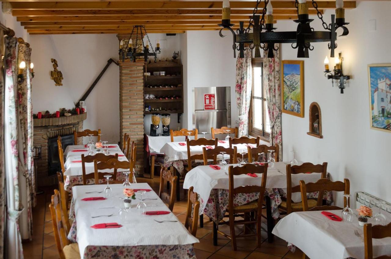 Posada La Plaza Canillas de Albaida Esterno foto