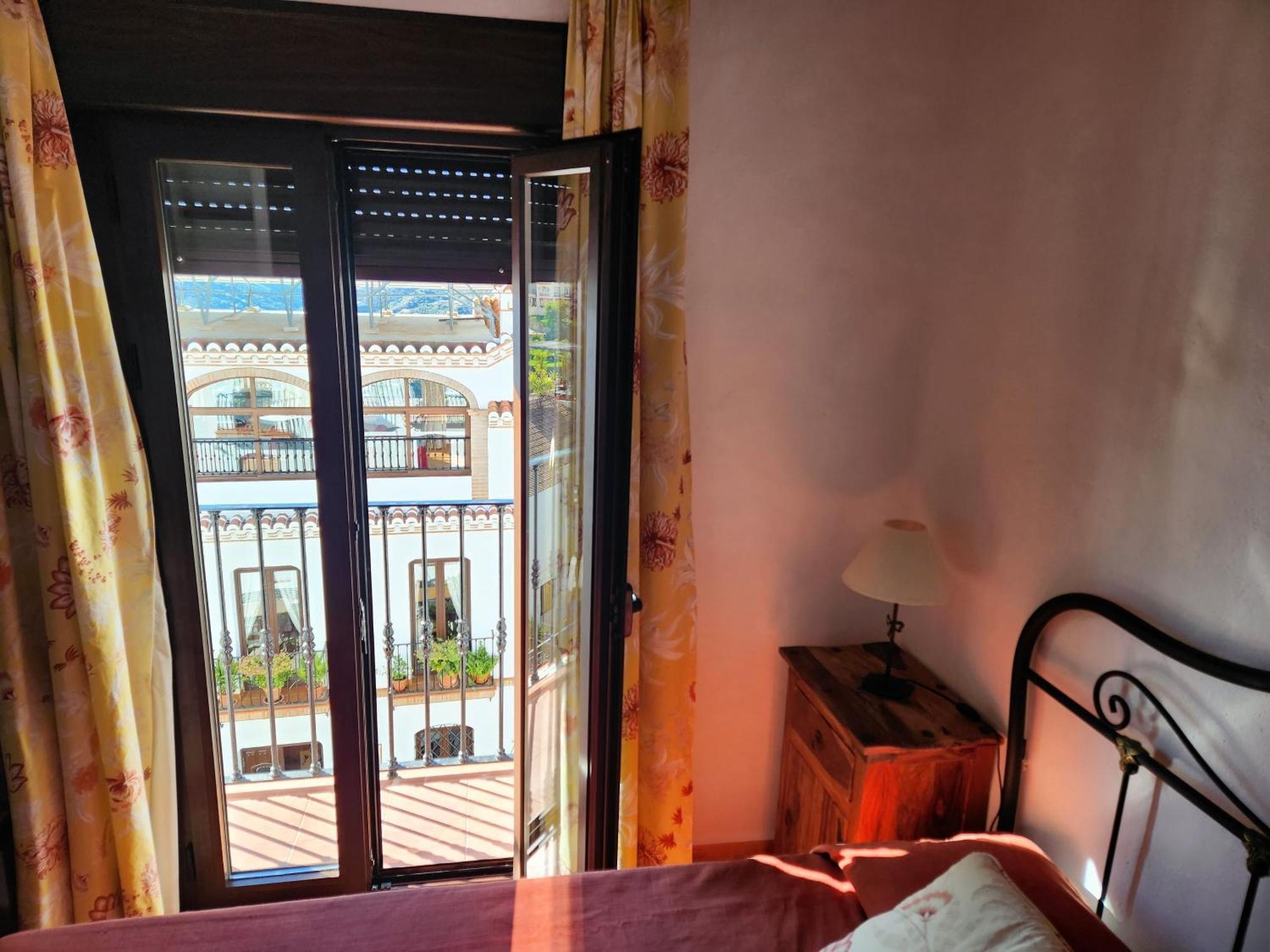 Posada La Plaza Canillas de Albaida Esterno foto